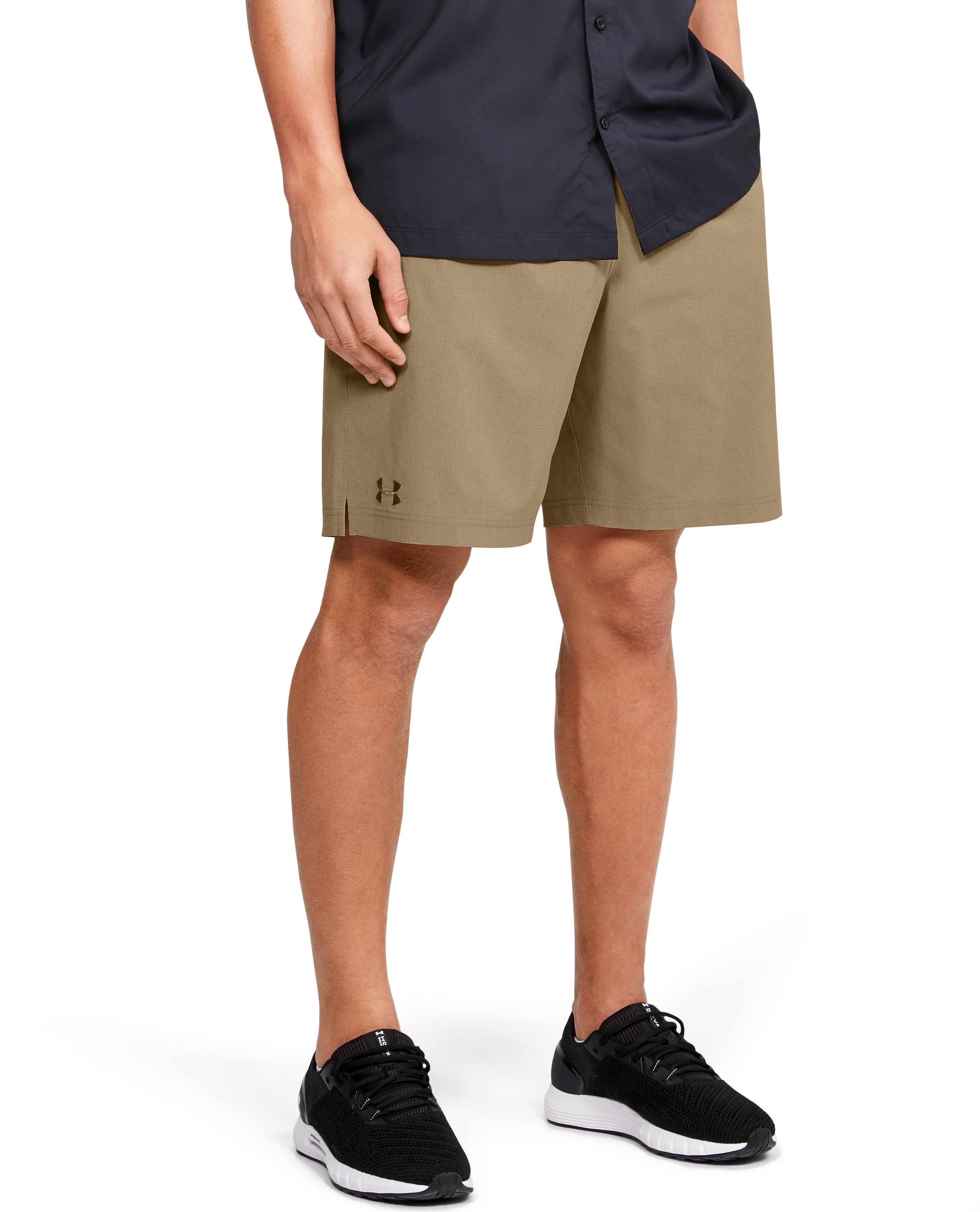 Men's UA Motivator Vented Coach's Shorts