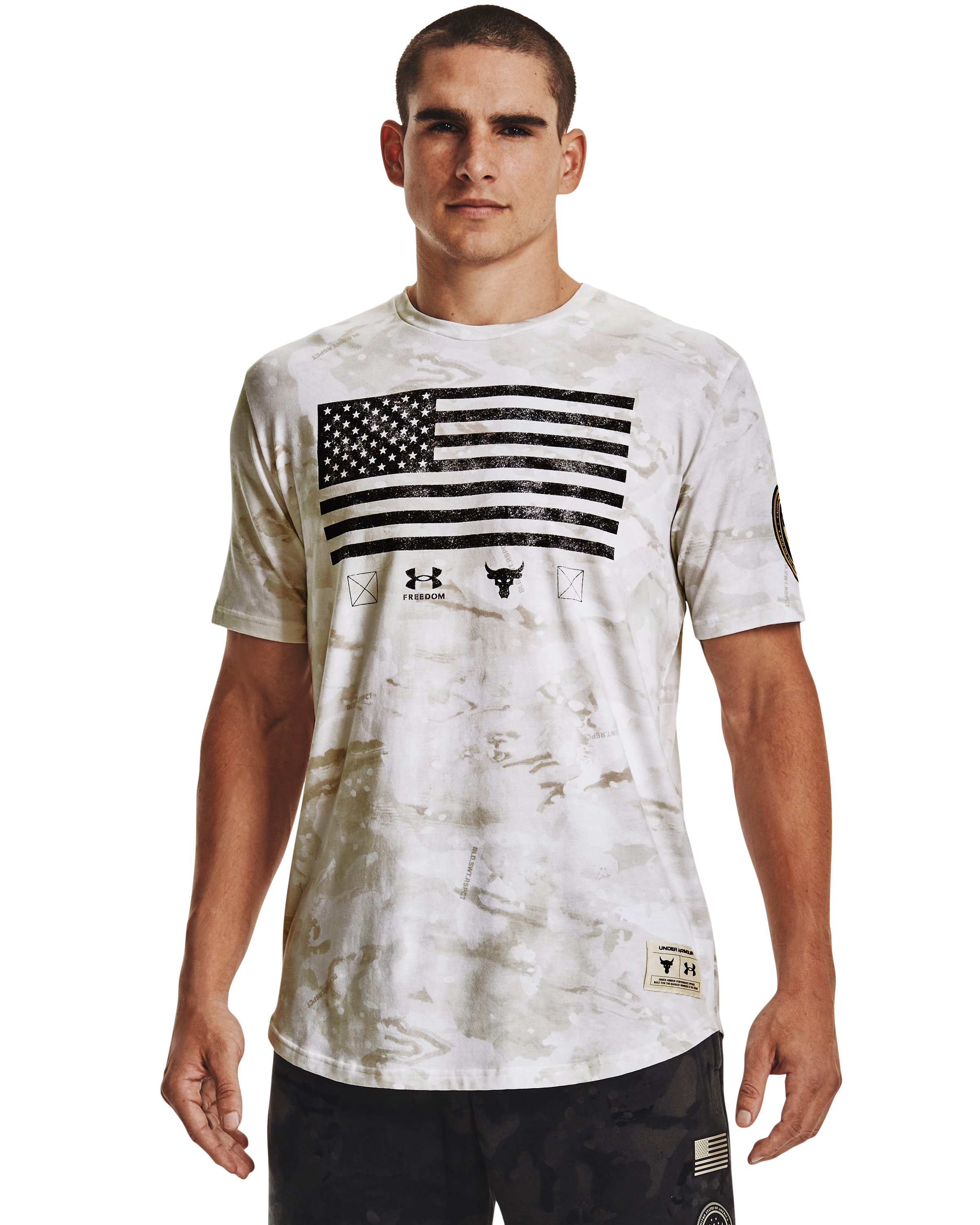Men's Project Rock Vet Day Flag Short Sleeve