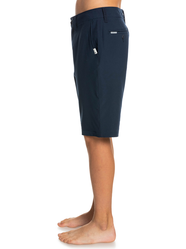 Boy's 8-16 Ocean Union Amphibian 19" Hybrid Shorts