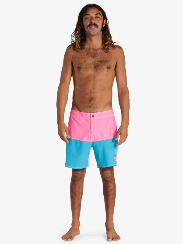 Quiksilver x Stranger Things Butt Logo 1986 17" Boardshorts