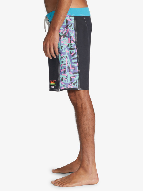 Quiksilver x Stranger Things Original Arch 1986 18" Boardshorts