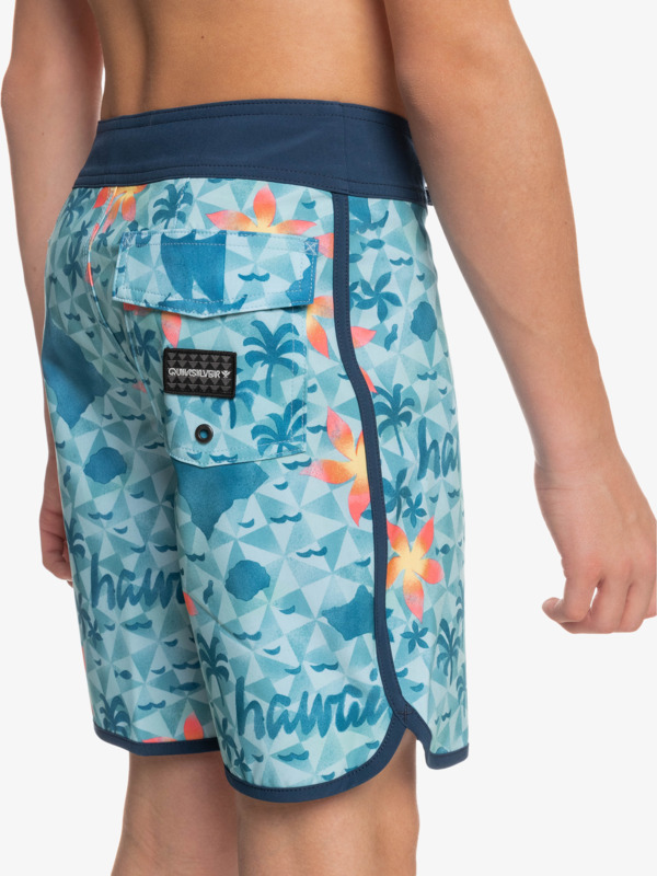 Boy's 8-16 SurfSilk Hawaii Scallop 16" Boardshorts