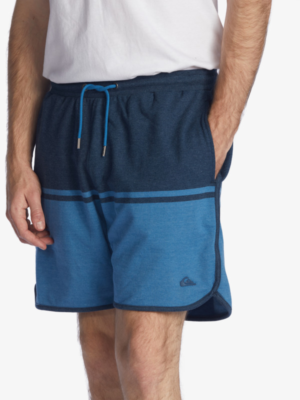 Engineered Scallop 19" Shorts