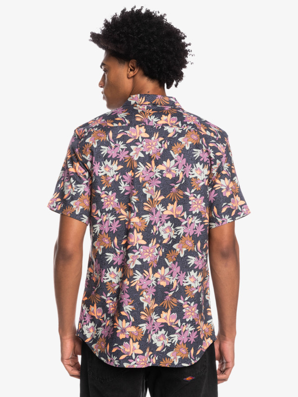 Sunday Stroll Stretch Short Sleeve Shirt