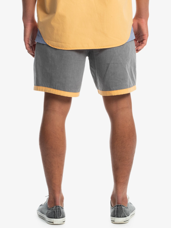Quiksilver x Stranger Things The Mike 17.5" Pleated Shorts