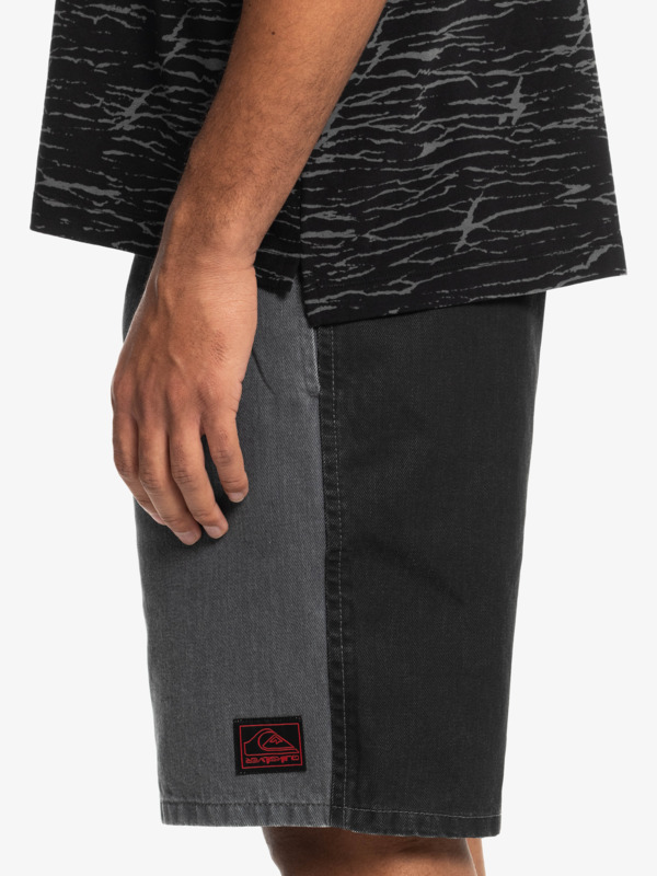 Quiksilver x Stranger Things Lovers Lake T-Shirt