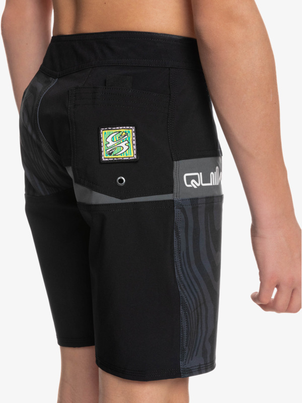 Boy's 8-16 SurfSilk Radical Times 16" Boardshorts