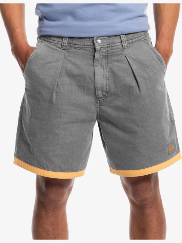 Quiksilver x Stranger Things The Mike 17.5" Pleated Shorts