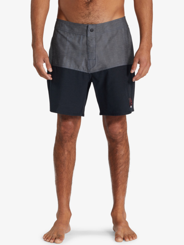 Quiksilver x Stranger Things Butt Logo 1986 17" Boardshorts
