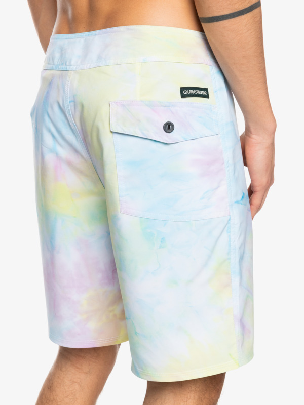 SurfSilk Piped 18" Boardshorts