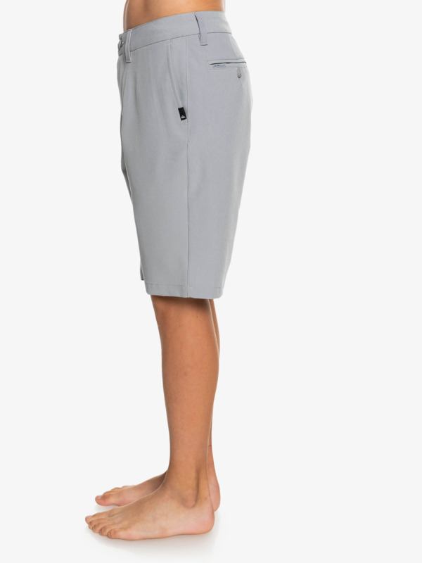 Boy's 8-16 Ocean Union Amphibian 19" Hybrid Shorts