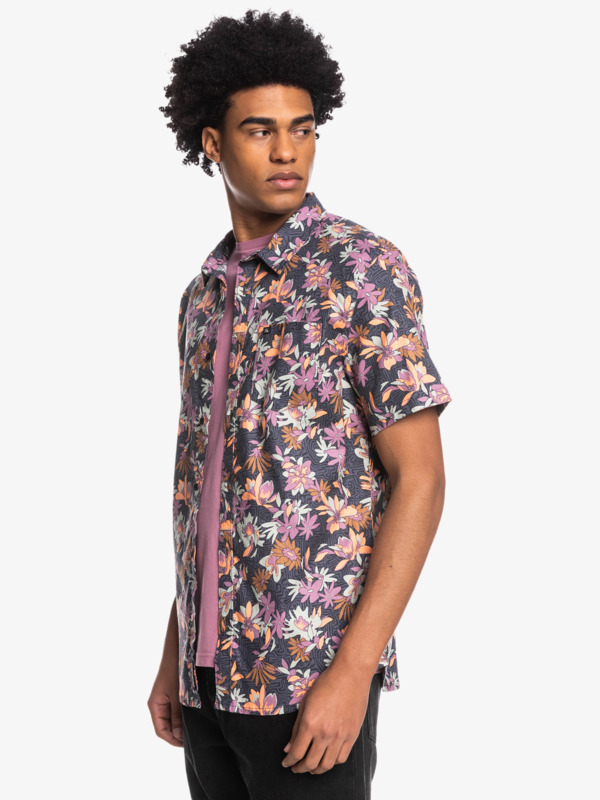 Sunday Stroll Stretch Short Sleeve Shirt