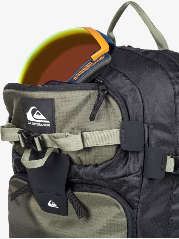 Travis Rice Platinum 24 L Medium Backpack