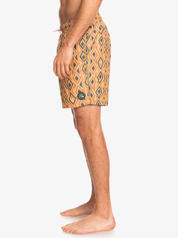 Engineered Scallop 17" Volleys