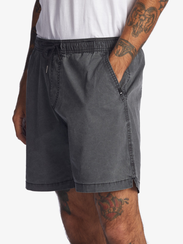 Taxer 17" Elastic Waist Shorts
