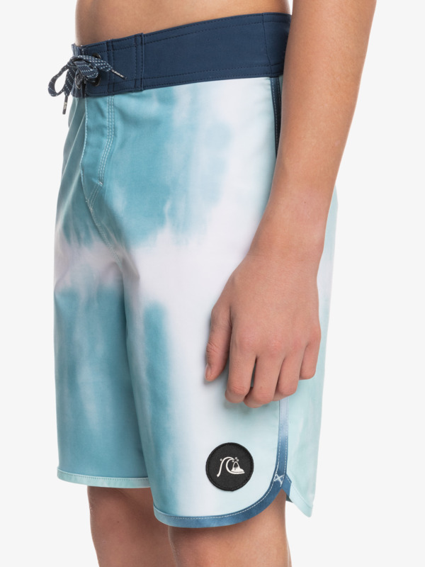 Boy's 8-16 SurfSilk Scallop 17" Boardshorts