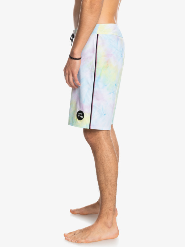 SurfSilk Piped 18" Boardshorts