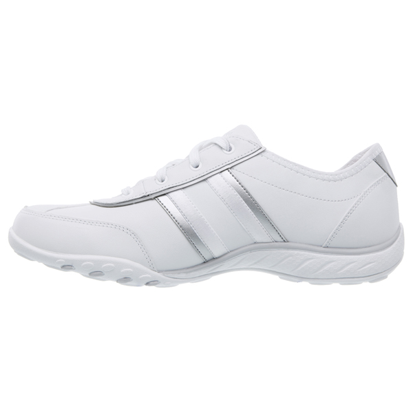 Skechers Women Relaxed Fit: Breathe Easy - Little Gem White/Silver
