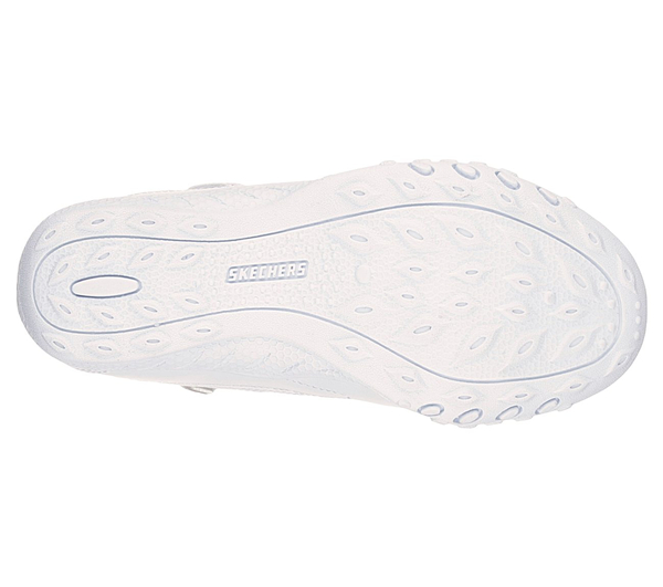 Skechers Girls Relaxed Fit: Breathe Easy - Head of Class White