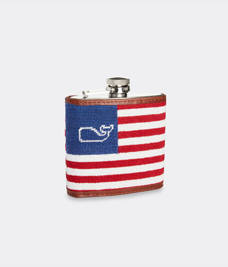 vineyard vines x Smathers & Branson Flag Whale Needlepoint Flask