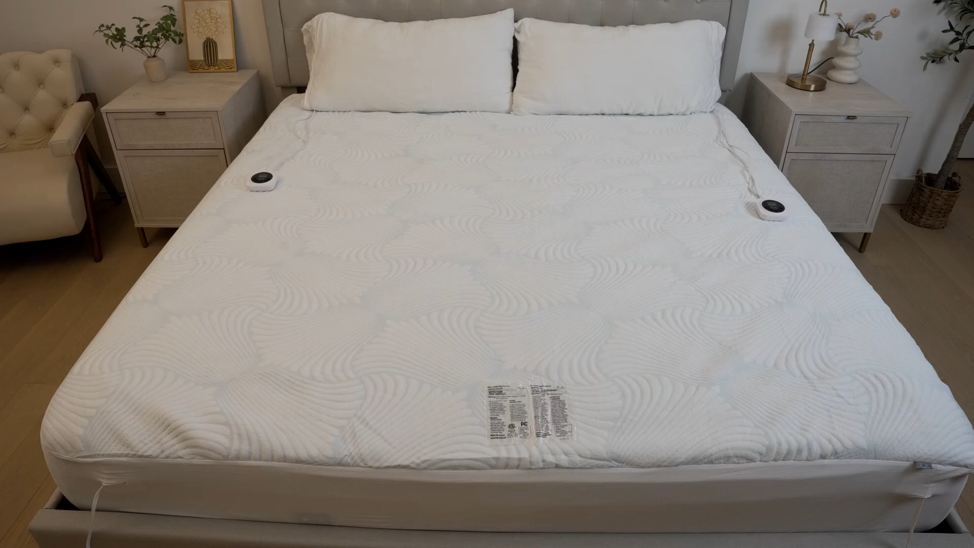 King Size Electric Heated Mattress Pad - Bed Warmer with Memory & Preheat Functions, 12 Heat Settings Dual Control for 1-12 Hours Auto Off, Lighted Button