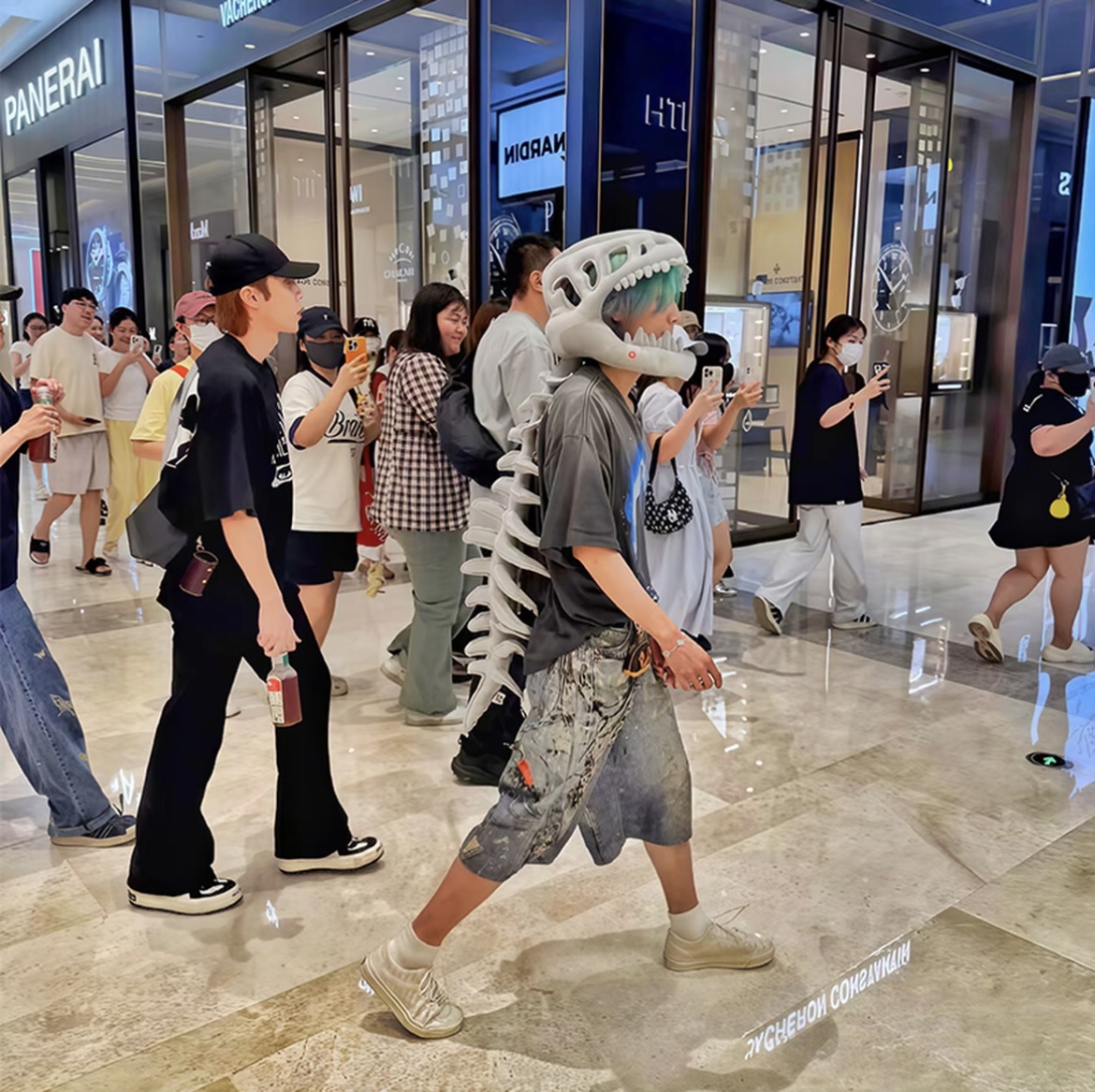 116cm dinosaur skeleton headgear plush toy, exoskeleton adult doll gift