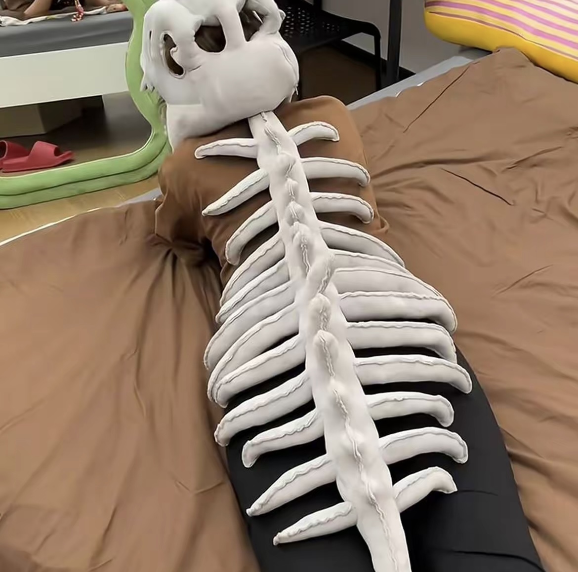 116cm dinosaur skeleton headgear plush toy, exoskeleton adult doll gift