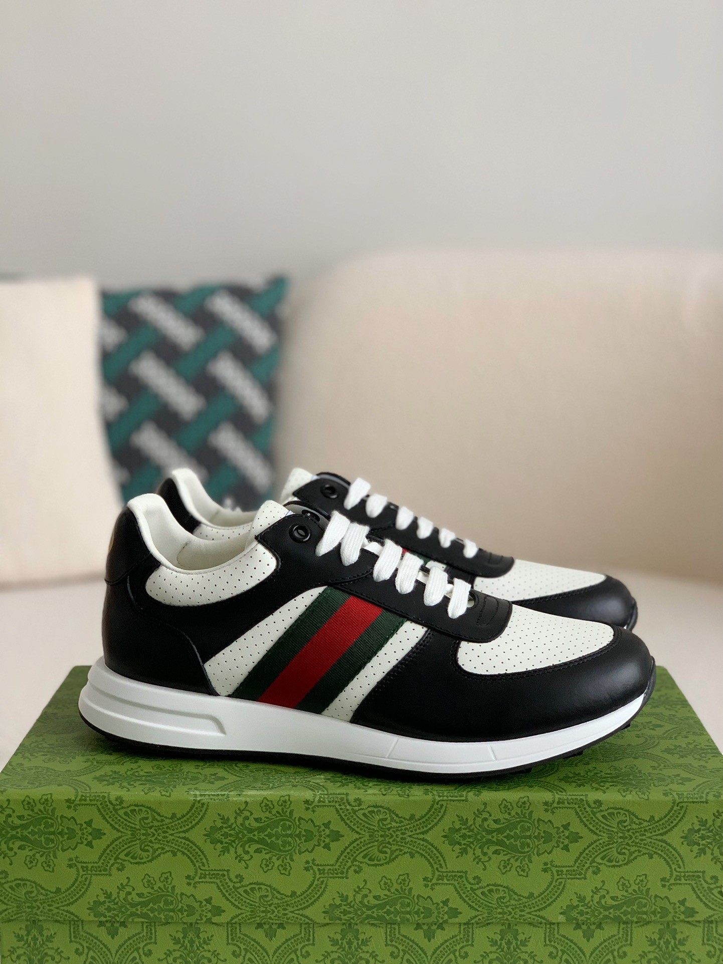 Gucci New Arrival sneakers