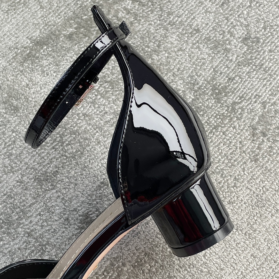 DIOR ballet heels with black diamond buckle 3.5cm