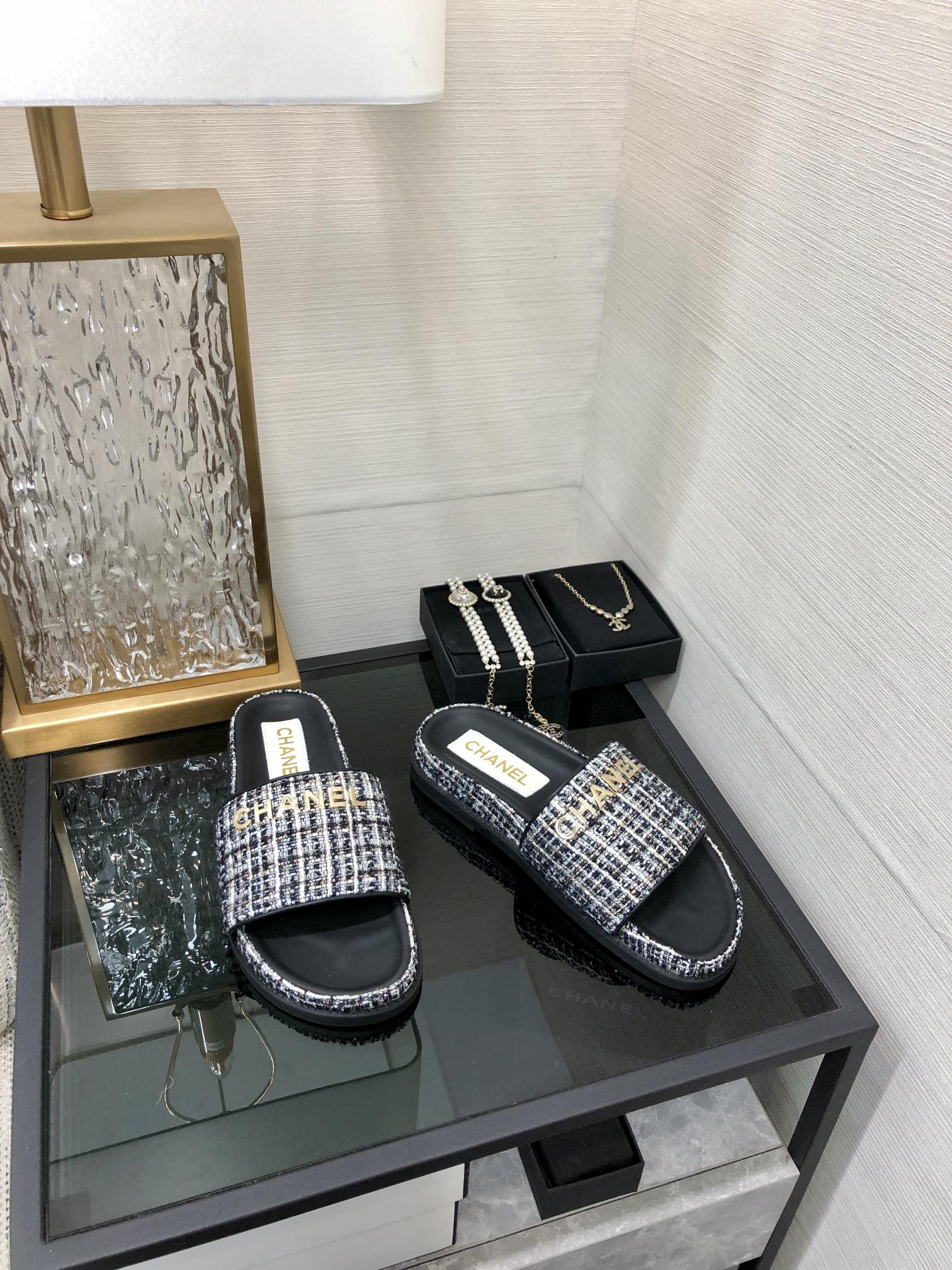 CHANEL 2022 early spring latest honey slippers fashion versatile series imported sheepskin cushioned feet