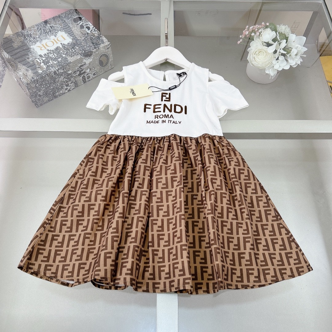 Fendi 2024 new girls skirt suit