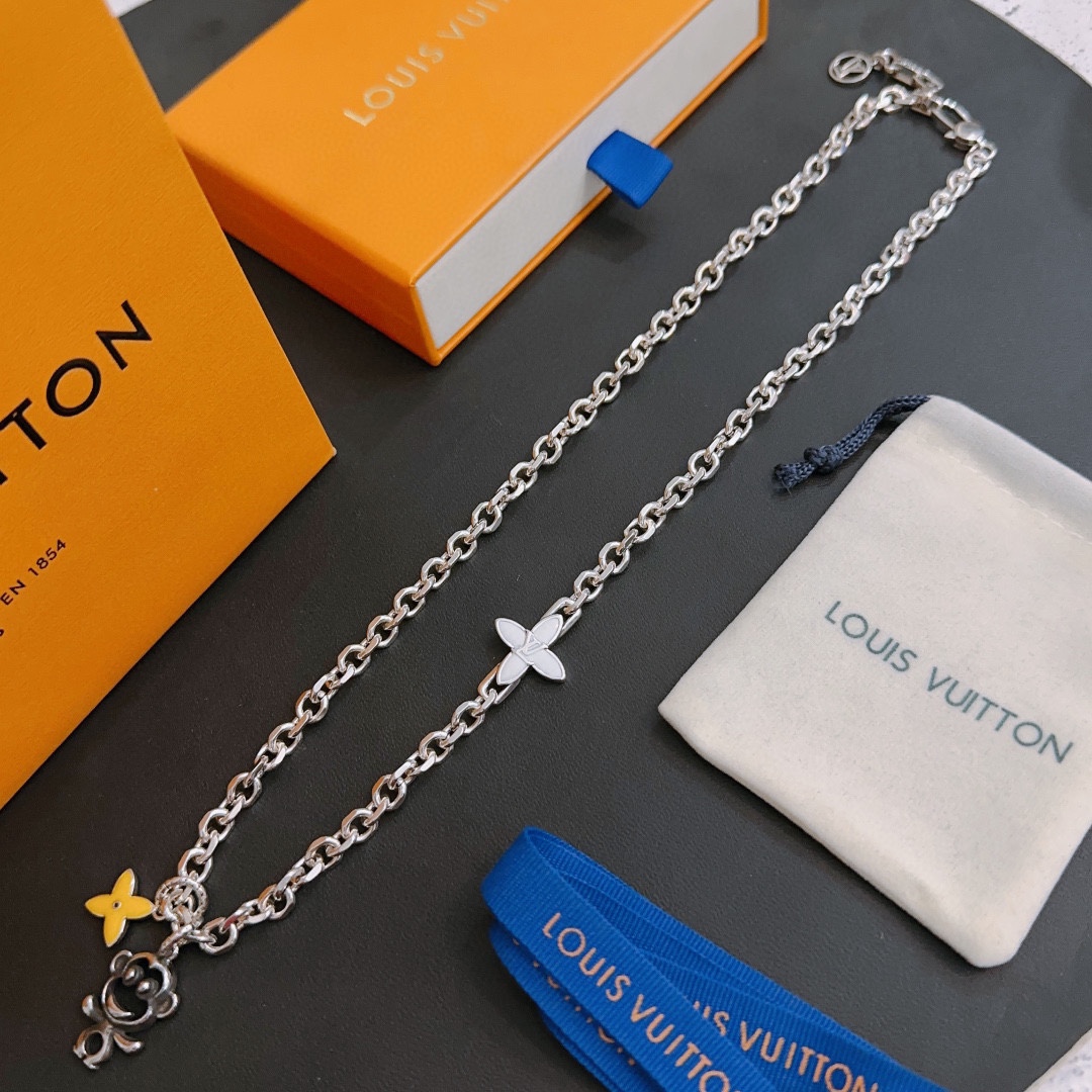 Louis Vuitton vintage silver necklace, couple's version, chain length 60 cm, changeable