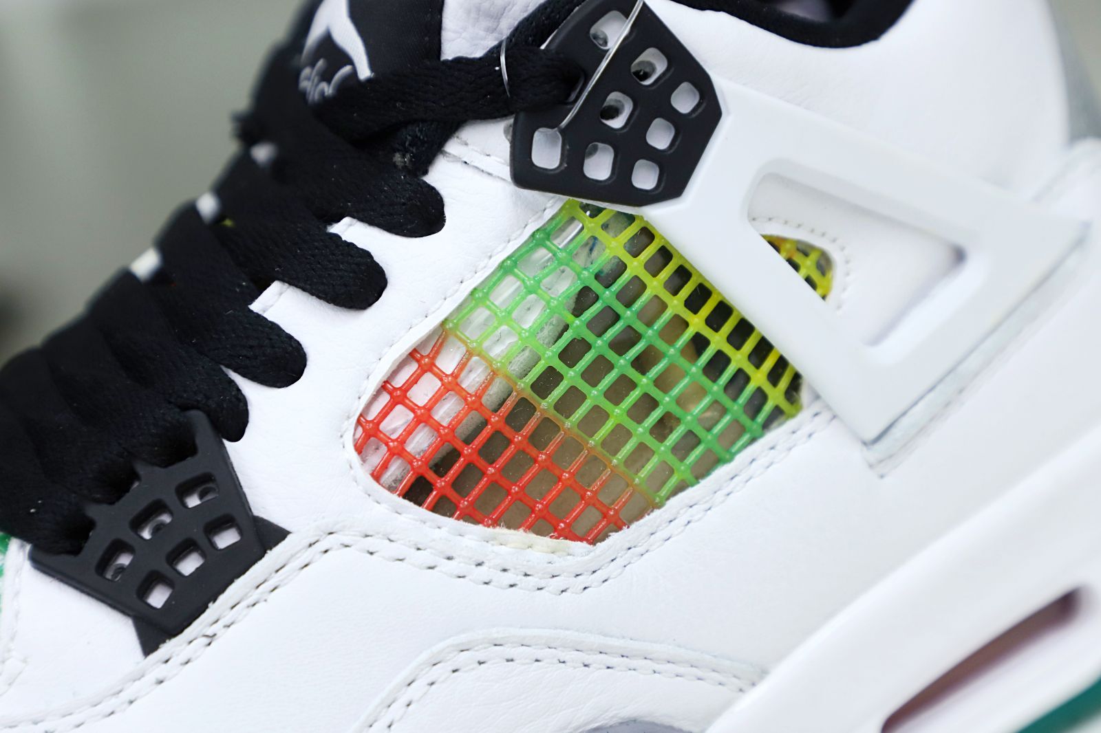 WMNS AIR JORDAN 4 RETRO RAST
