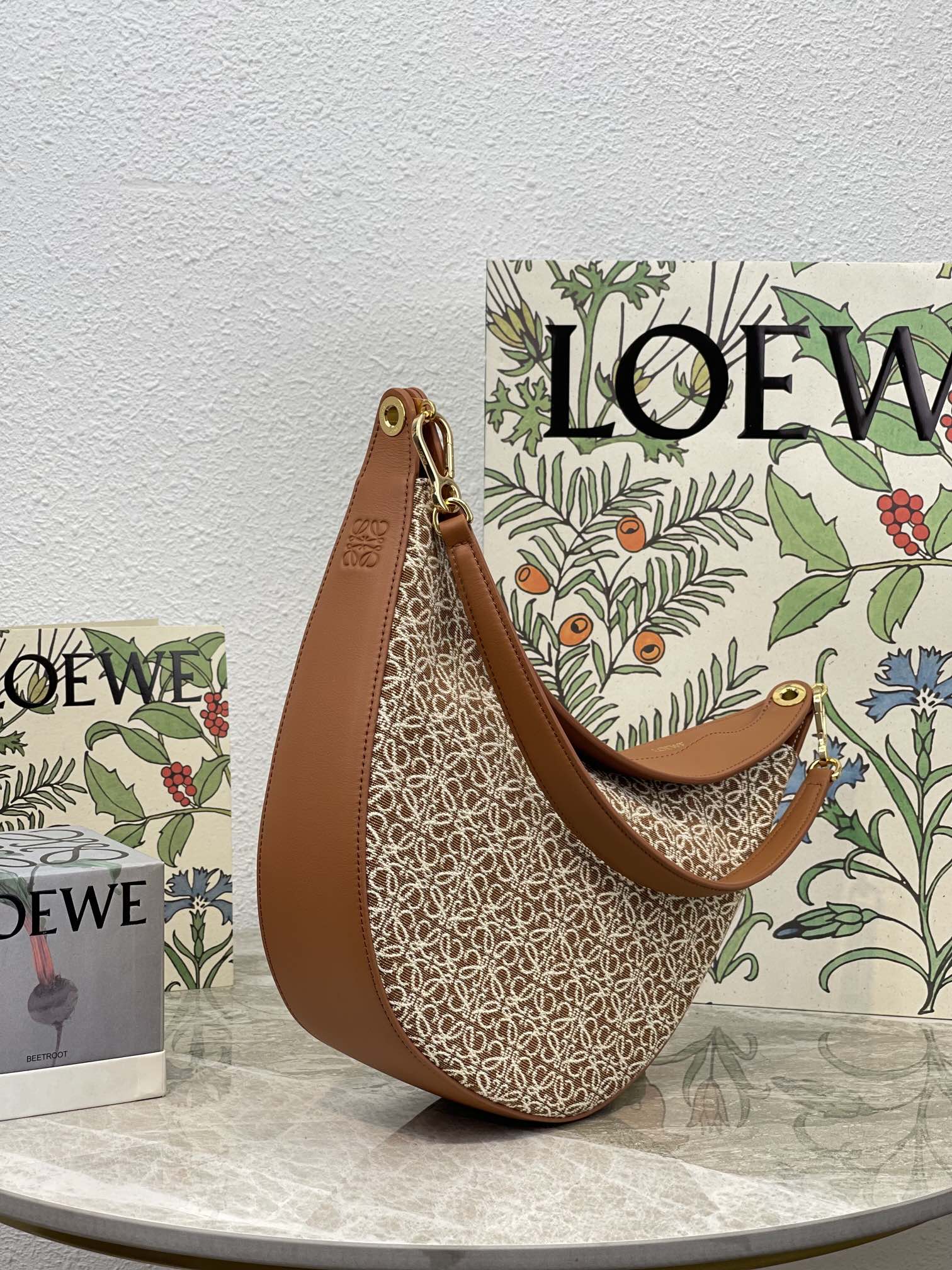 LOEWE Luna moon bag#10195