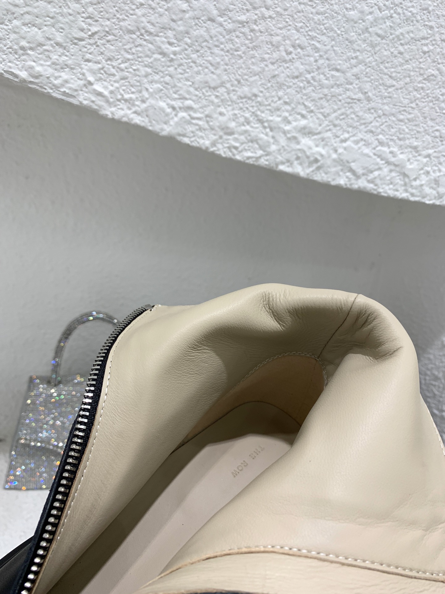 THE ROW · 𝟐𝟎𝟐𝟎 New autumn and winter products, top version ✔️ It's not too late, the original outsole