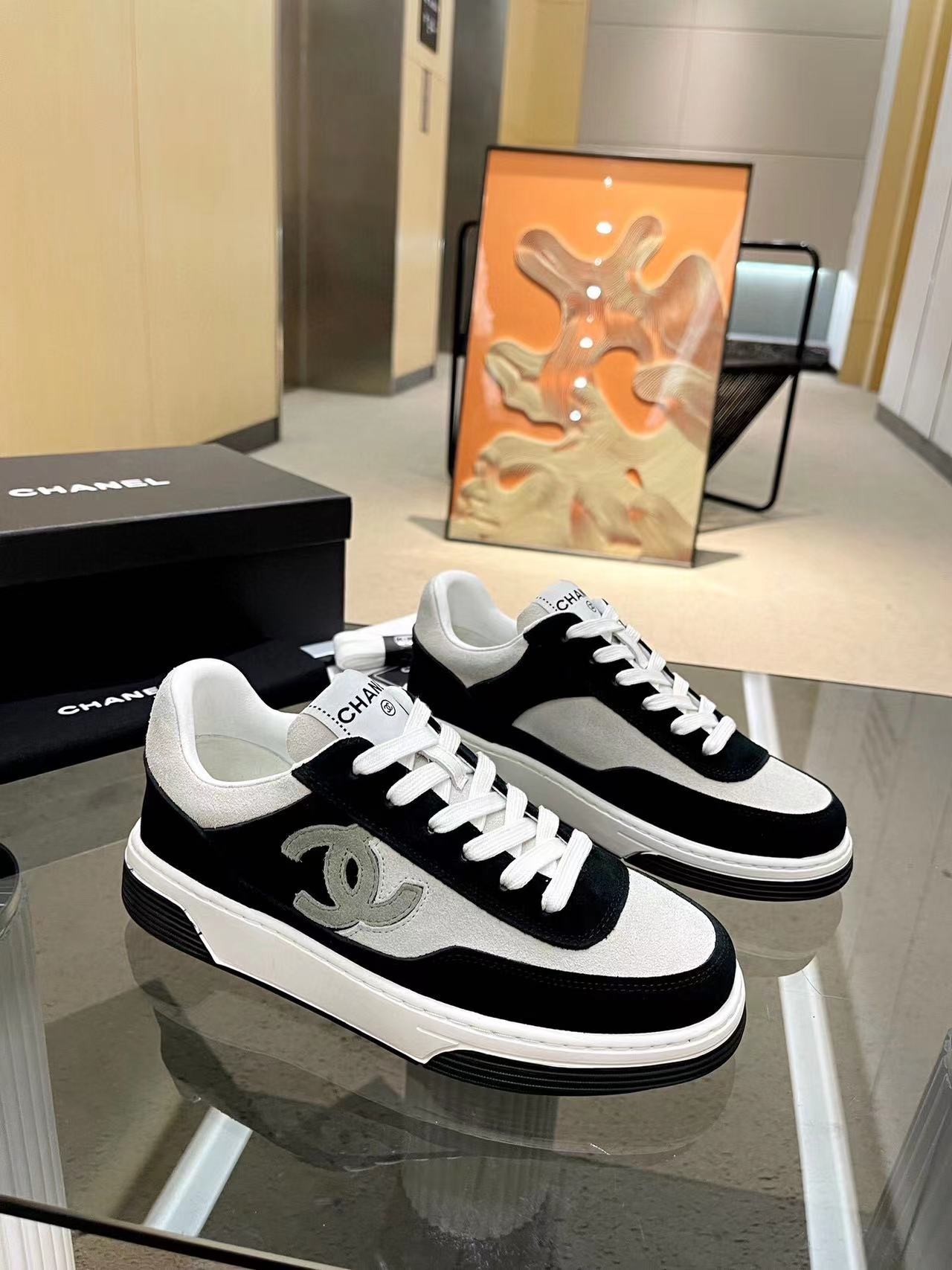 chanel Sneakers