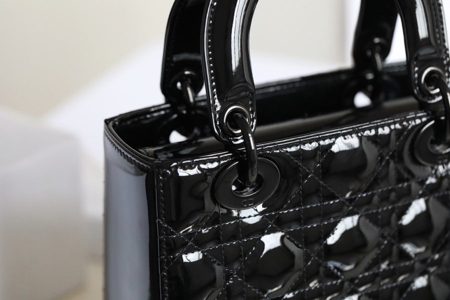 LADY four compartments black glossy patent leather rattan check ▪️DR-091