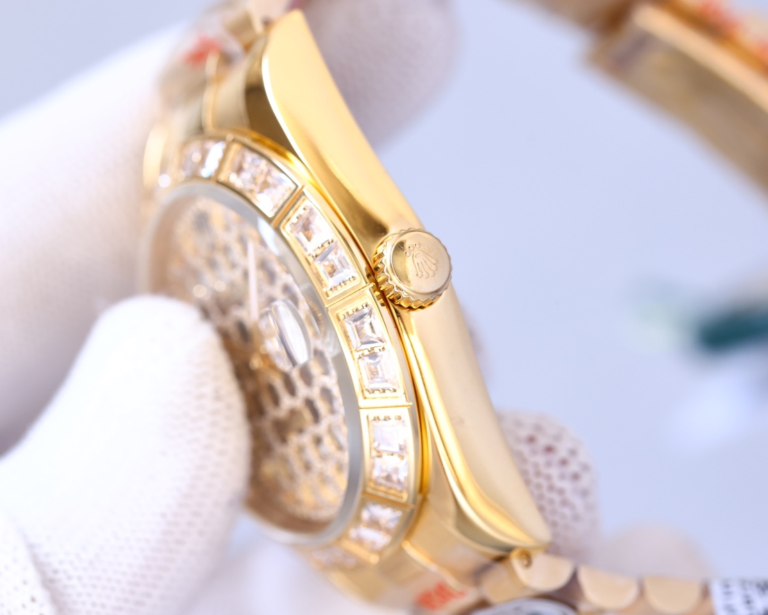 Rolex is equipped with a fully automatic 3135 imported mechanical movement