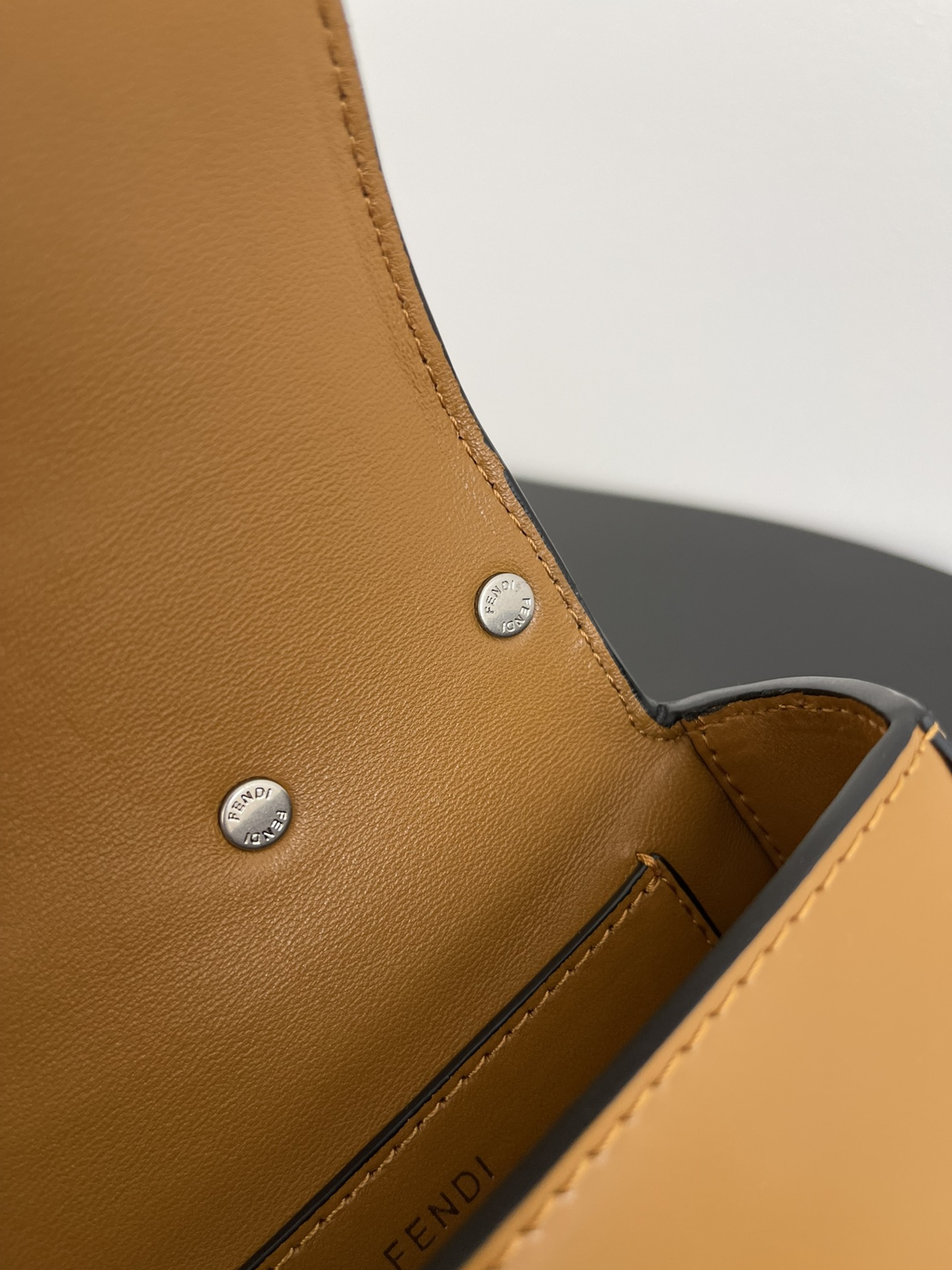 FENDI First Sight Small Caramel