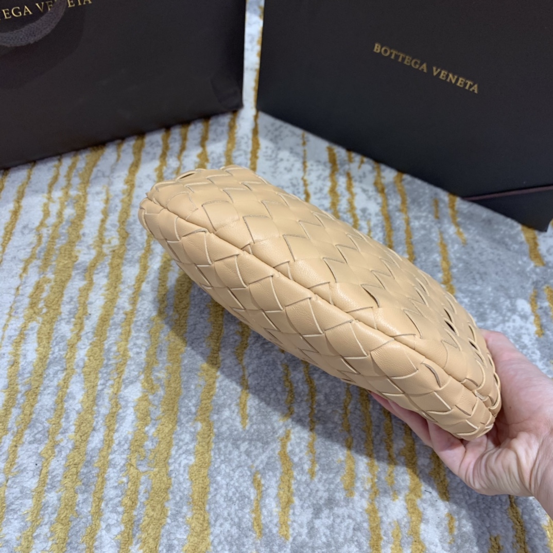 Bottega Veneta  🆕NEW🆕 JODIE #651876