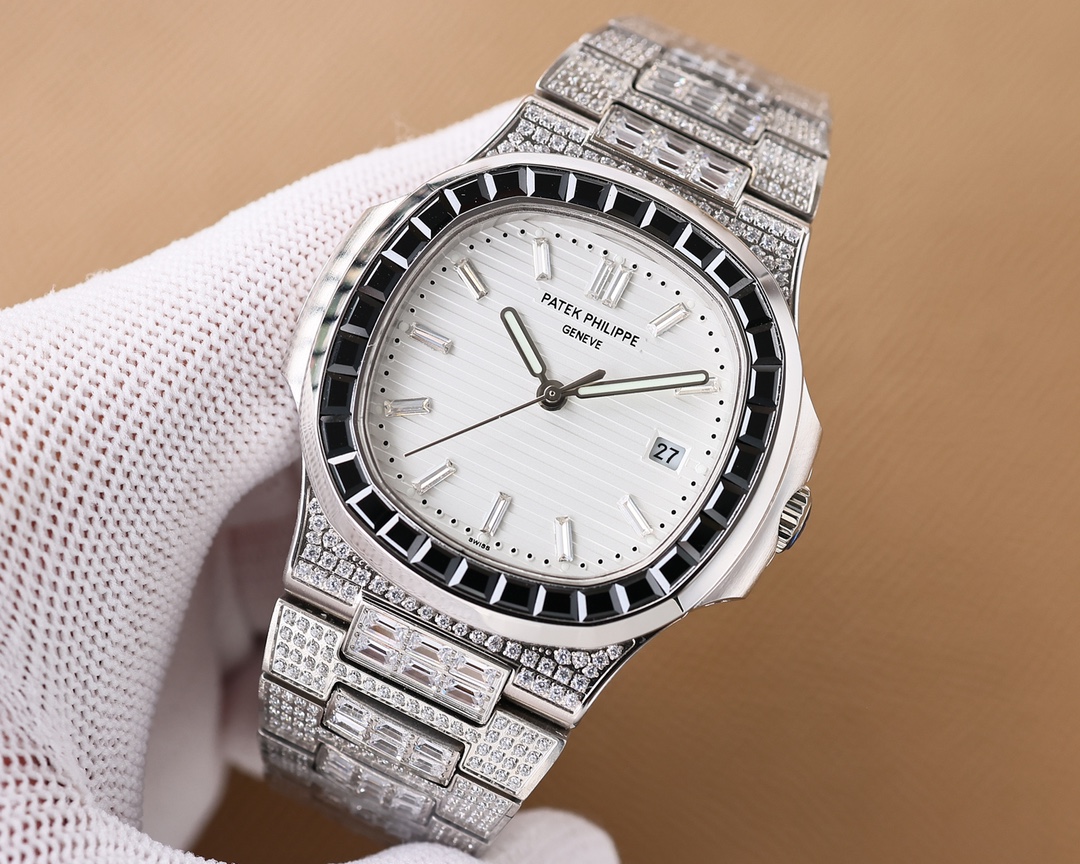 Patek Philippe Platinum Nautilus Watches