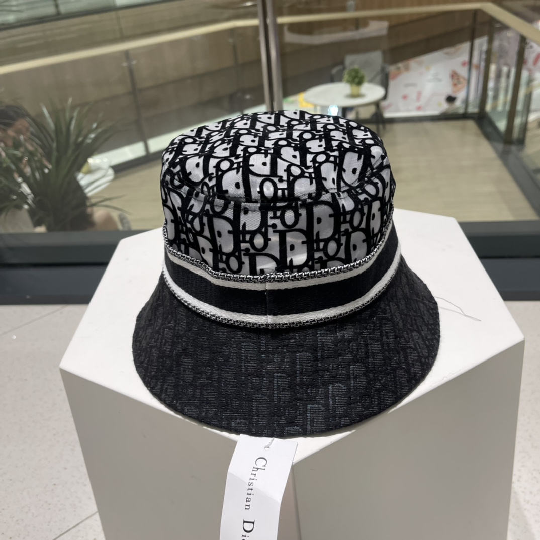 Dior counter new comfortable full print embroidery hat
