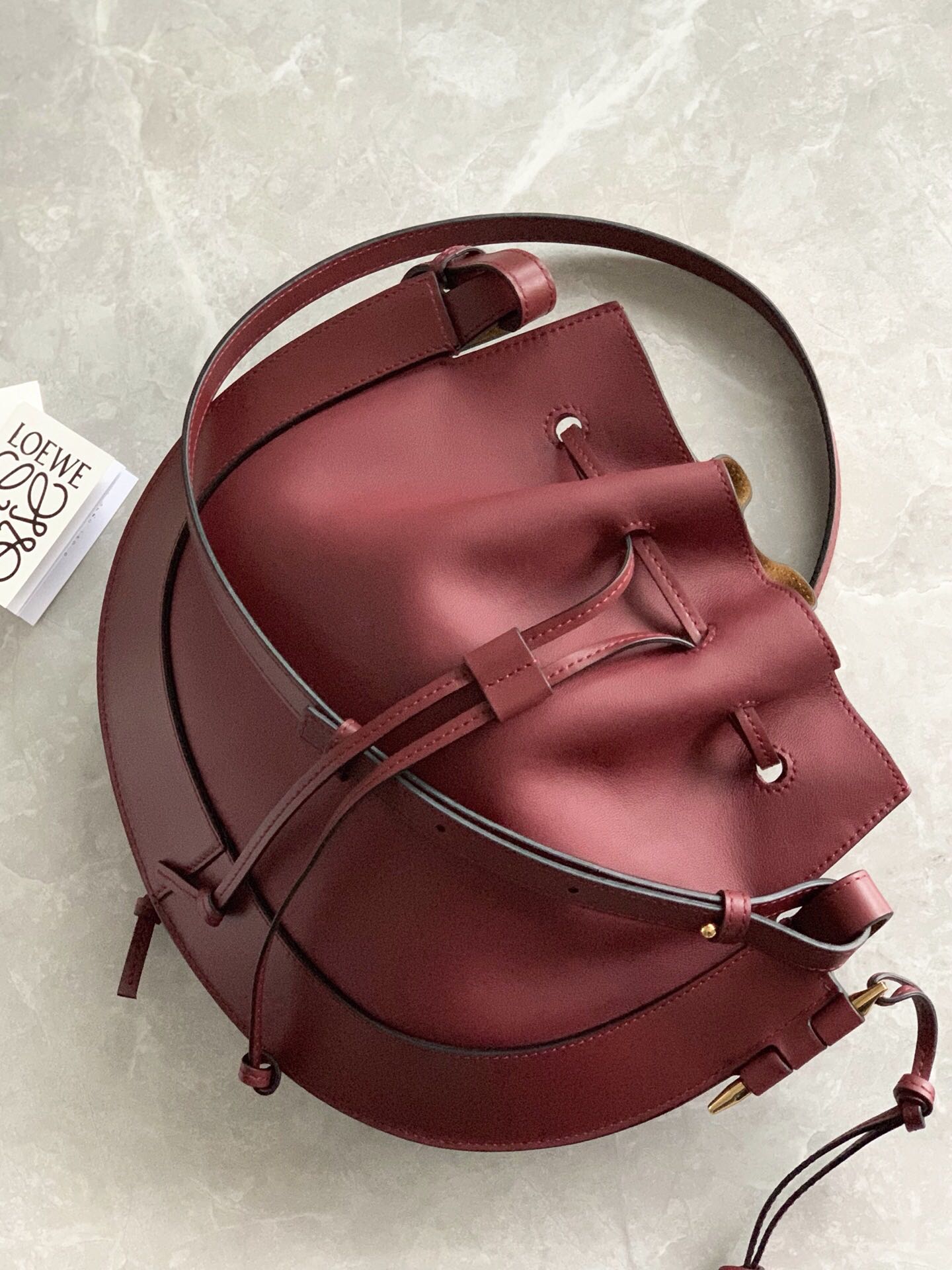 LOEWE Horseshoe flying saucer bag