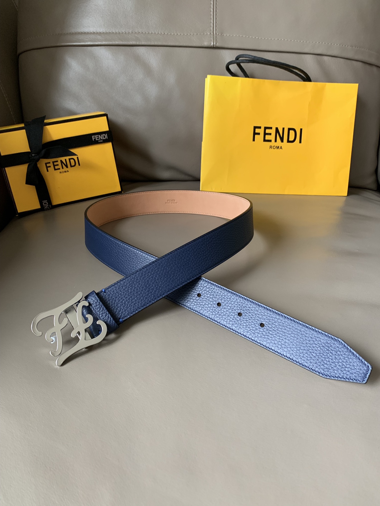 FENDI counter new Karligaphy buckle belt