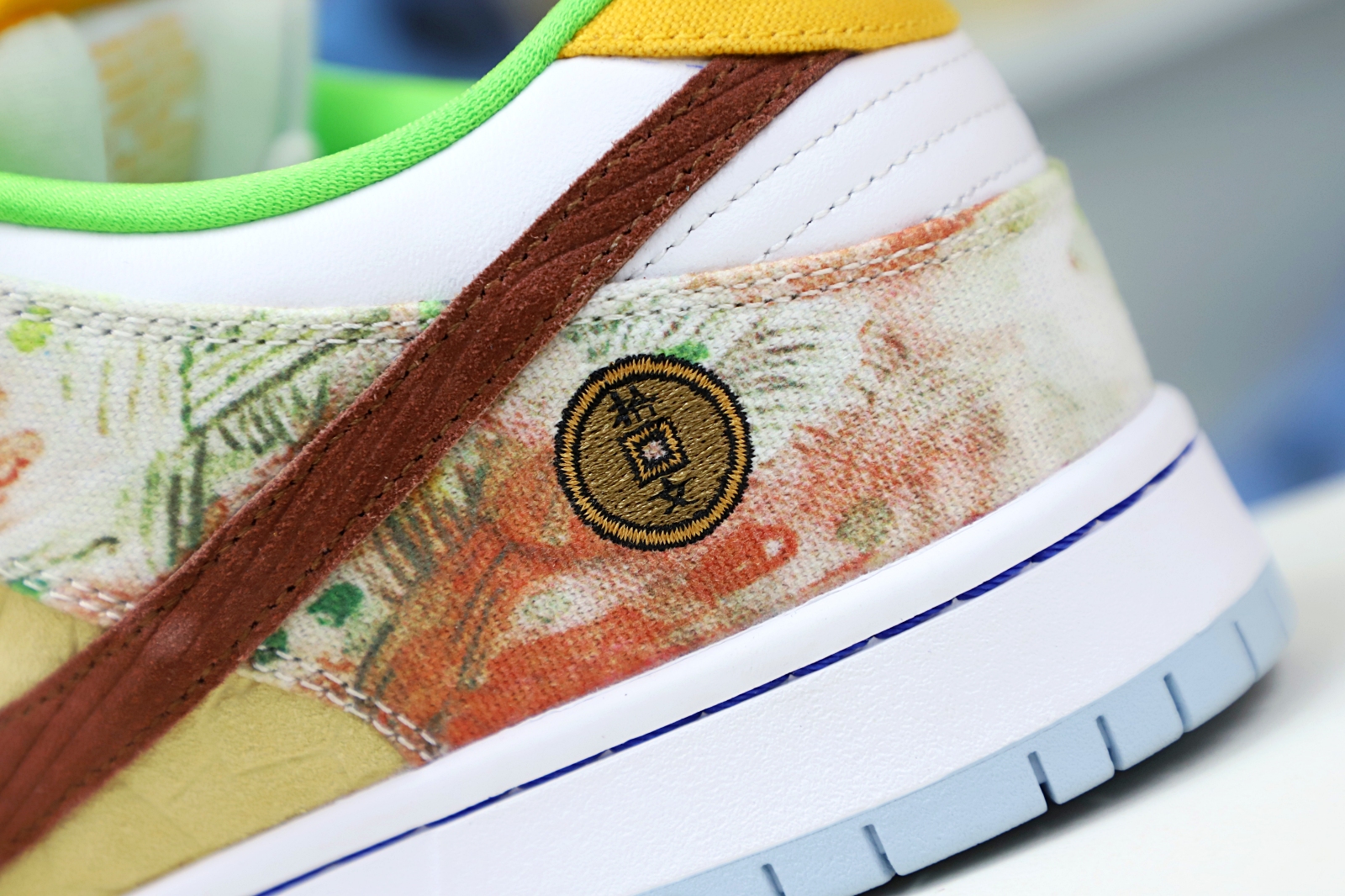 JASON DENG X DUNK LOW PRO SB STREET HAWKER