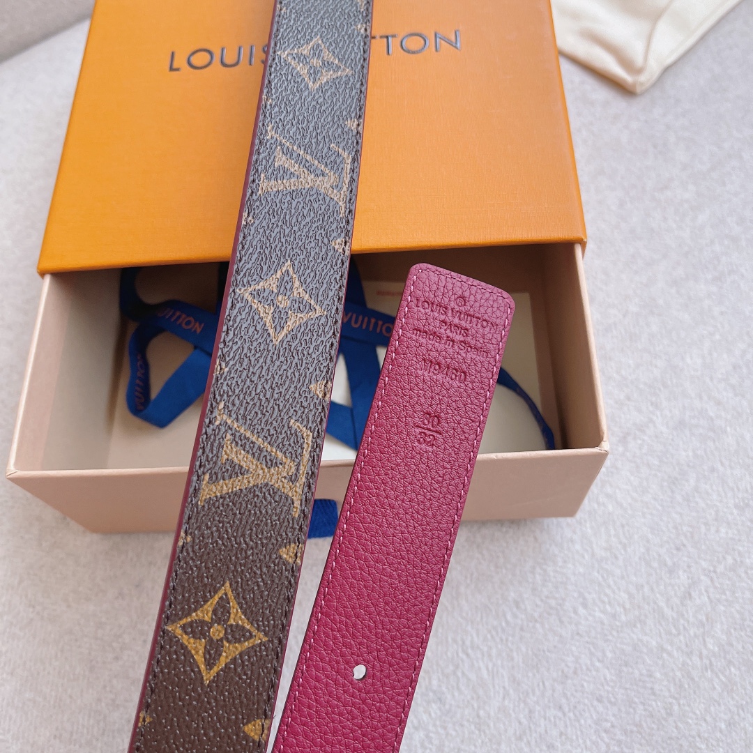 LOUIS VUITTO classic double-sided design