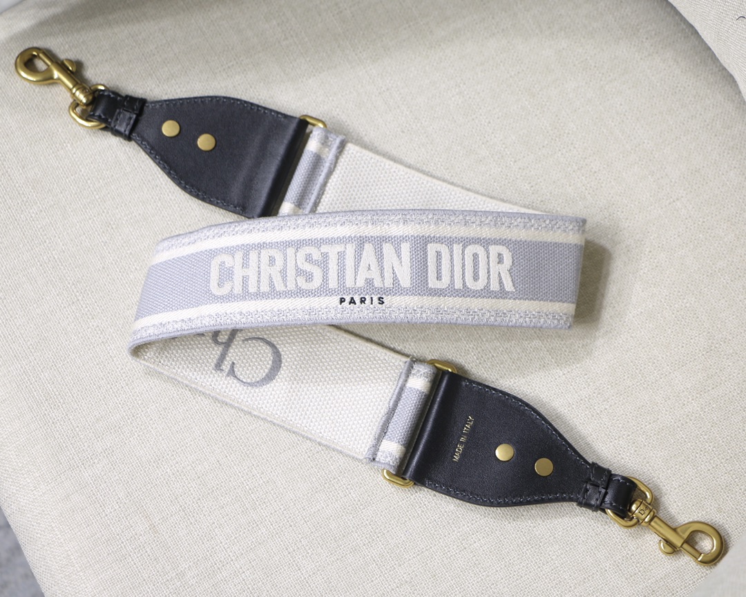 Dior letters gray shoulder strap