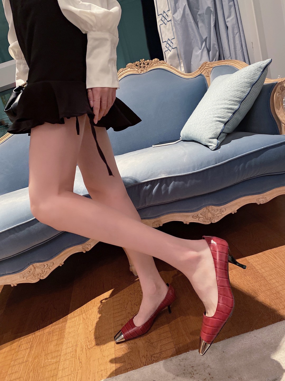 𝙎𝙖𝙞𝙣𝙩 𝙇𝙖𝙪𝙧𝙚𝙣𝙩 | 𝟐𝟎𝟐𝟏/𝐒𝐒 𝐧𝐞𝐰 YSL｜Saint Laurent𝟐𝟎𝟐𝟏 Annual best-selling model Saint Laurent early spring new metal iron head