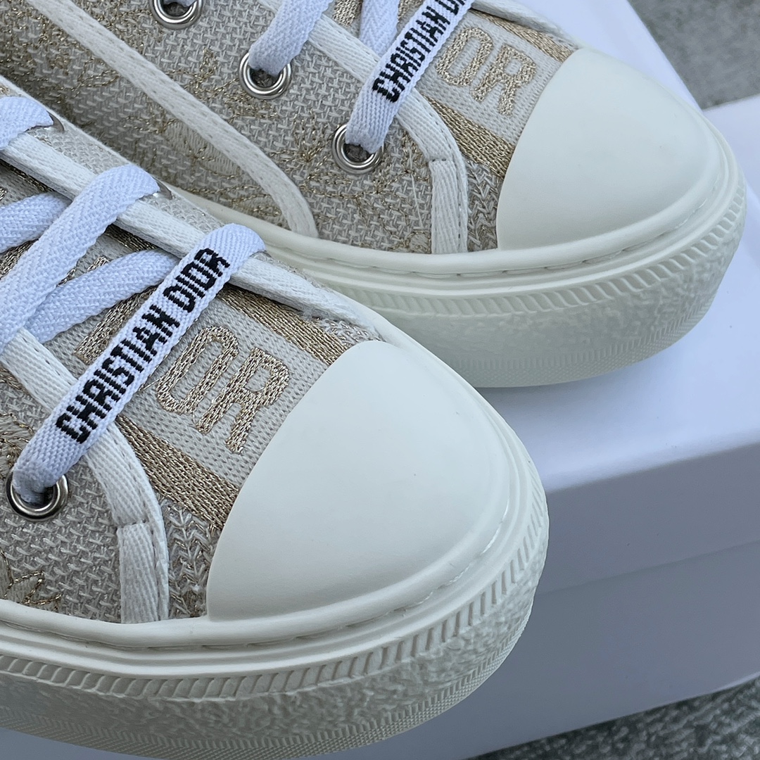 DIOR embroidered boardshorts gold Full electric embroidery Water-dyed sheepskin lining Private moulded outsole