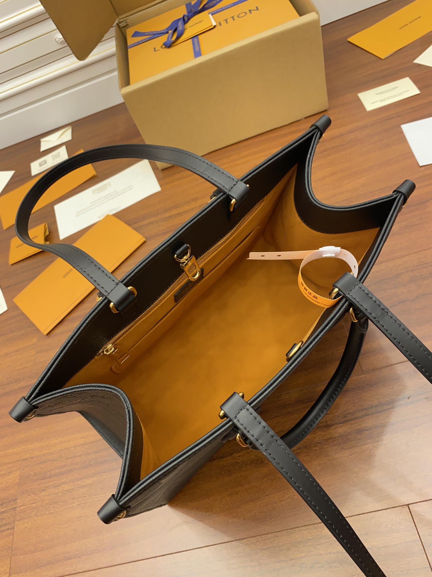 Louis Vuitton tote bag M45595